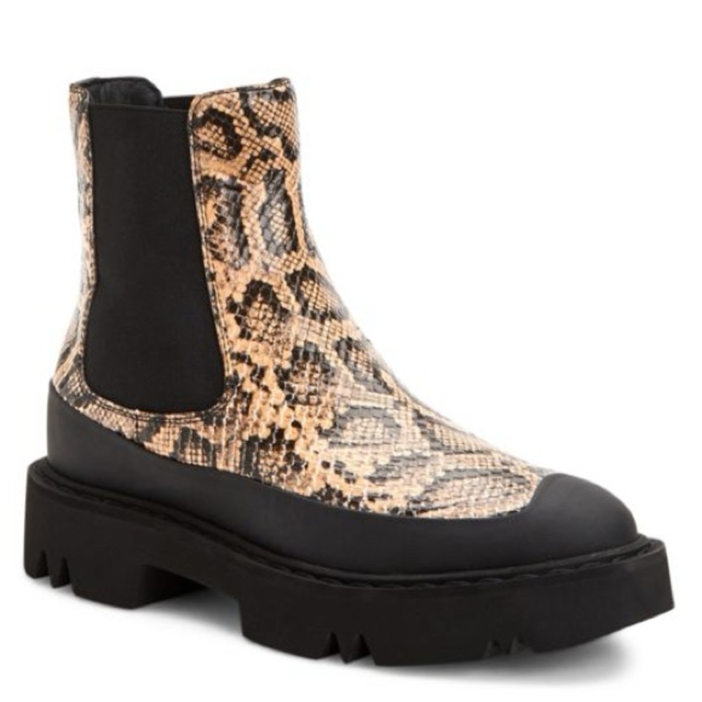 Aquatalia Holly Caramel Snake Leather Chelsea Elastic Lug Boots size 6.5